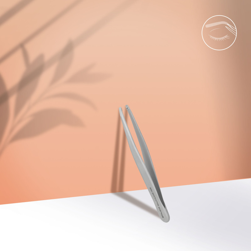 Eyebrow tweezers BEAUTY & CARE 10 TYPE 2 (narrow straight)